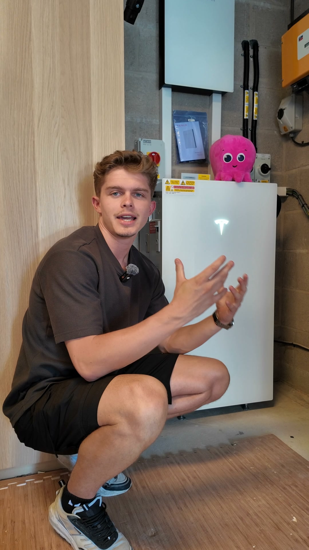 Get A Solar & Battery Quote (30 Secs)