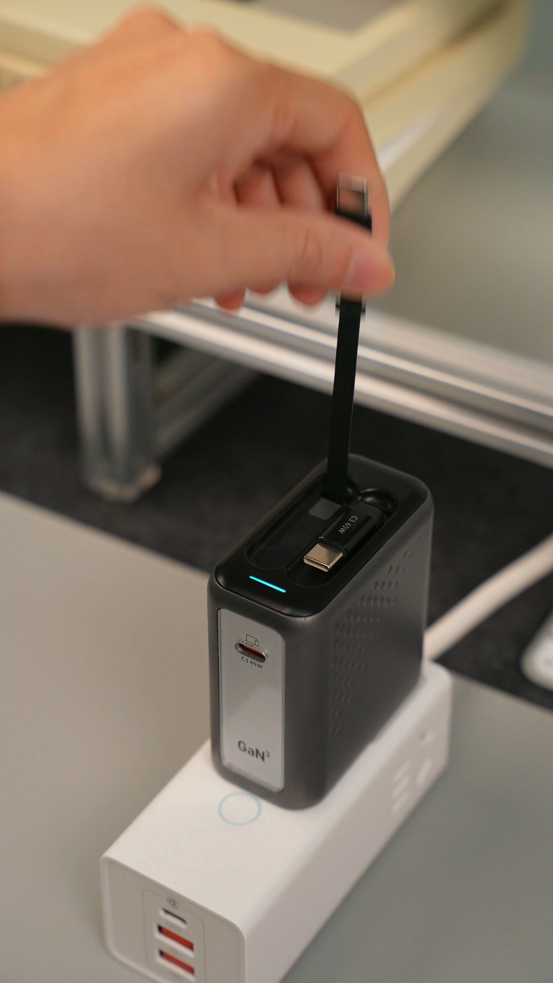 SKEGIC Pilot Travel Charger