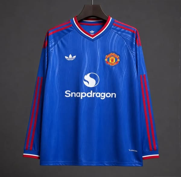 $28.90 26/27 Manchester United Away Long Sleeve Jersey