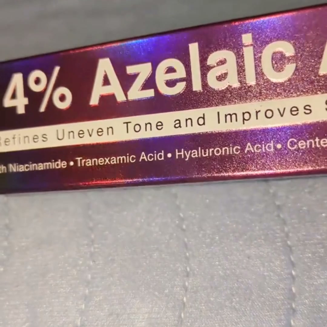 Clear Blemishes & Calm Redness Fast
