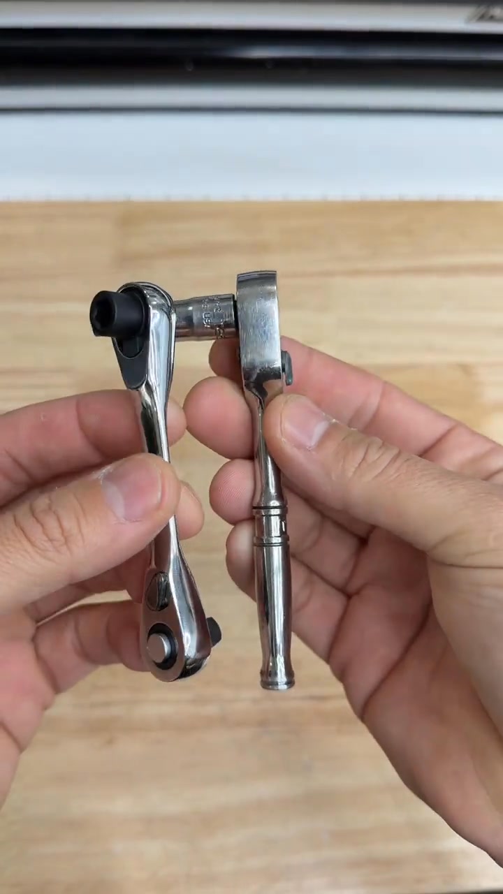 Silver Ratchet Wrench 1/4 Inch Mini Double Headed 72 Tooth Drive Socket