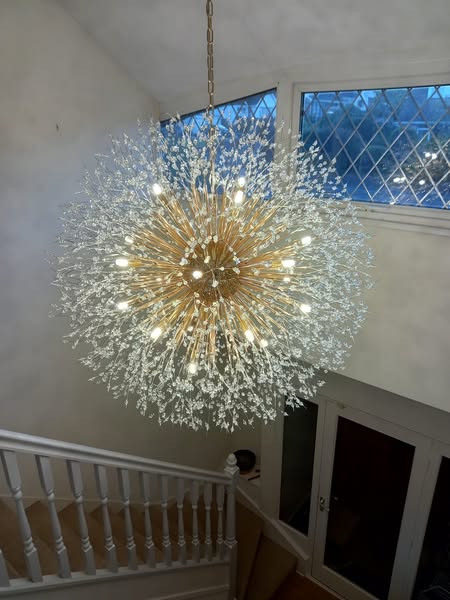 Stunning & Grand Crystal Chandelier