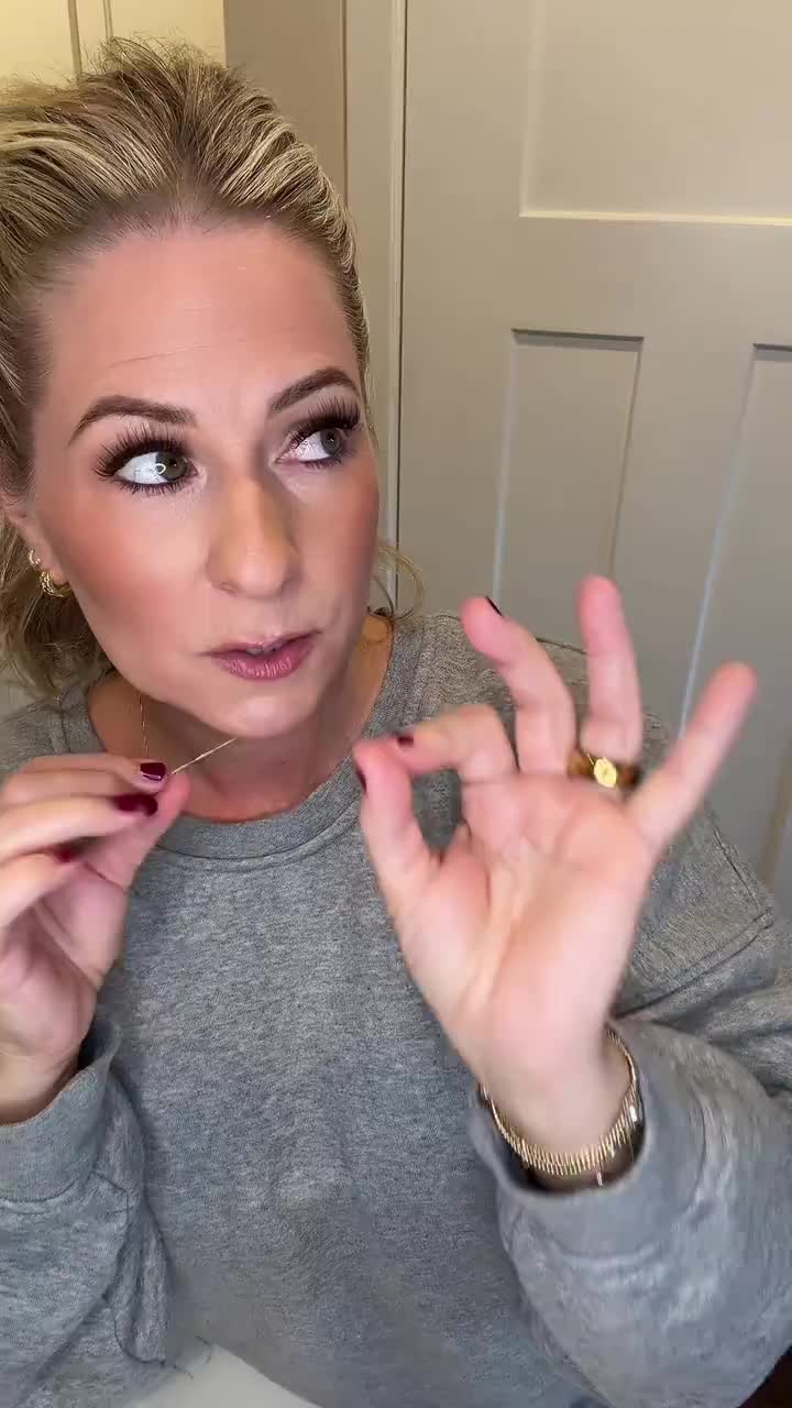 Anúncio de Lilyrhyme