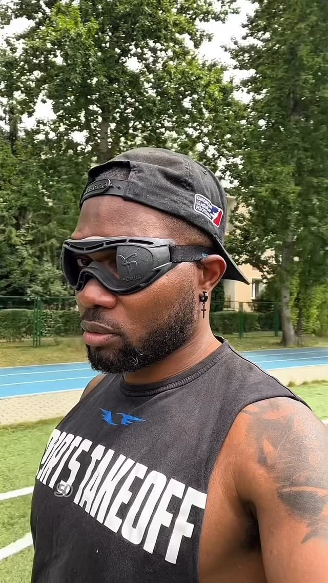 Anúncio de Swivel Vision Sports