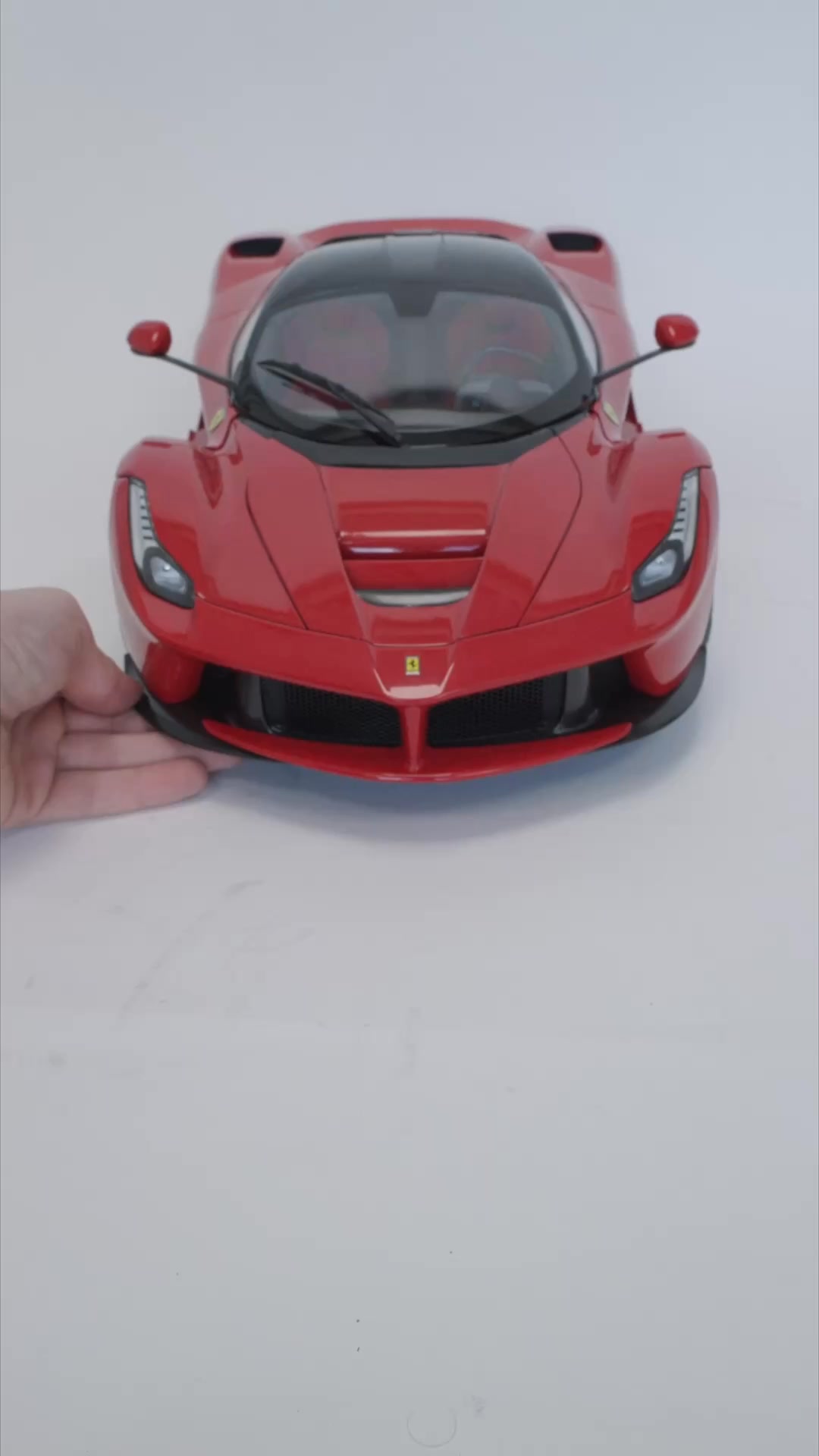 La Ferrari im Maßstab 1:8