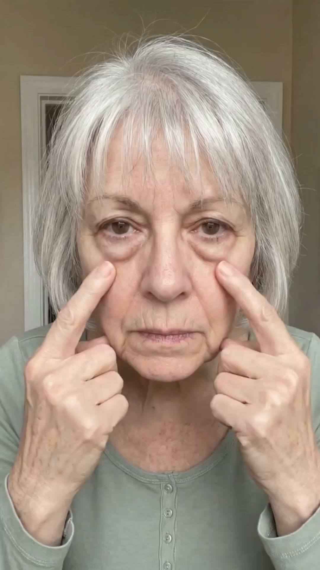 Anúncio de Diane Foster