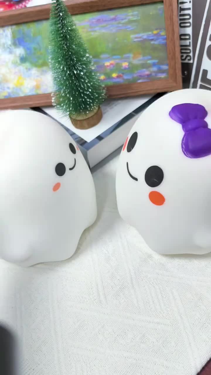 White Ghost Squishy Toy