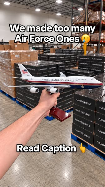 Free Air Force One VC-25B With Your Order
