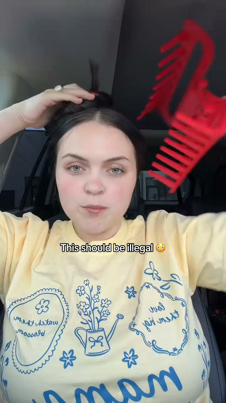 Still Layering Mascara Just to Make Your Lashes Show?