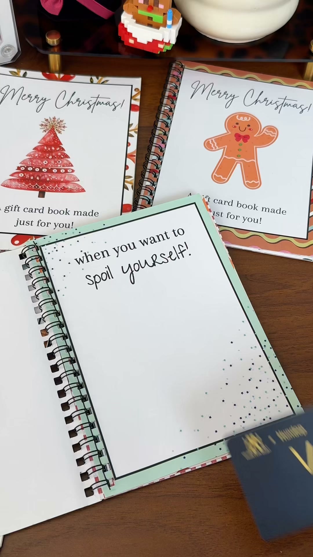 Christmas Gift Card Book – DIY Spiral-Bound Christmas Gift Card Holder Book