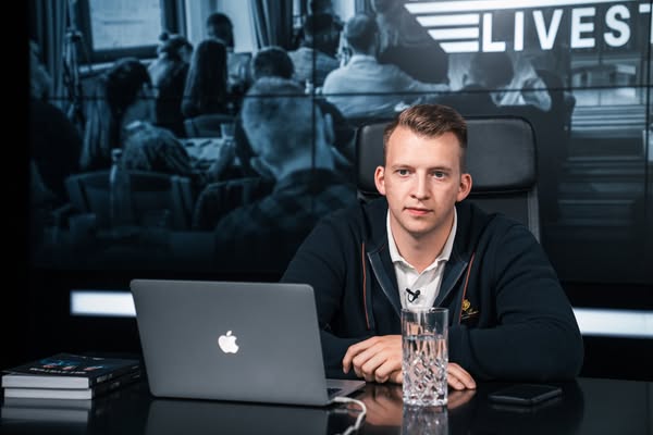 Empfehlen & geheimen Live-Call mit Markus freischalten!