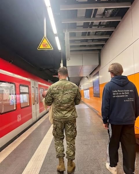 Ein Soldat hat wegen diesem Hoodie geweint