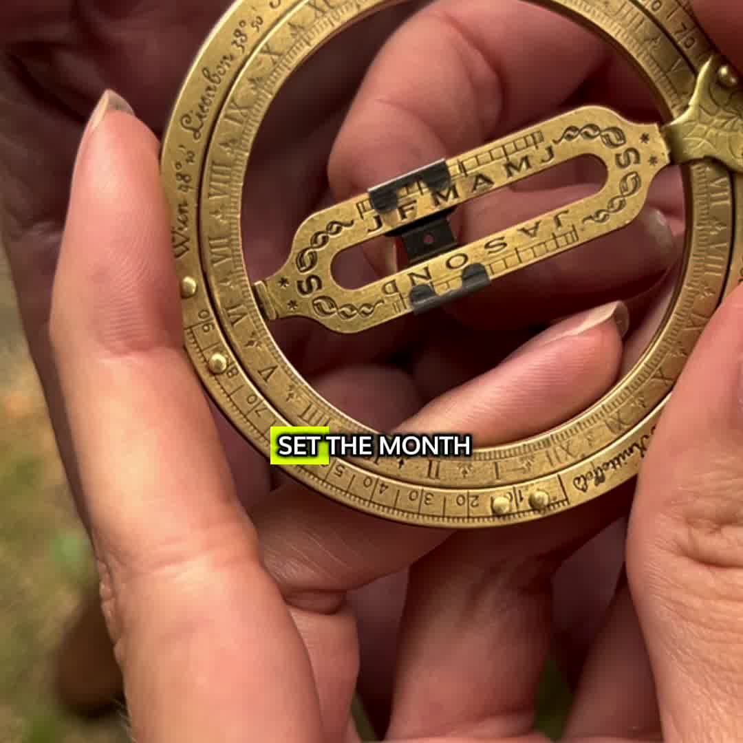 Pocket Sundial Tells True Time With Surprising Accuracy Using Just The Power Of The Sun