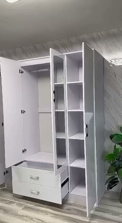 Free Delivery on the Wardrobe Your Bedroom Deserves.