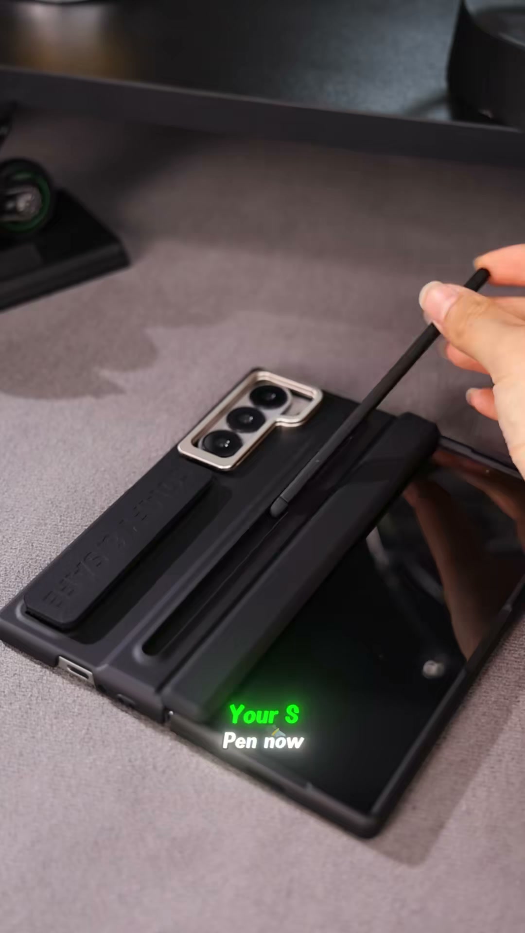 Z Fold 3-in-1 Pen Slot Stand Drops