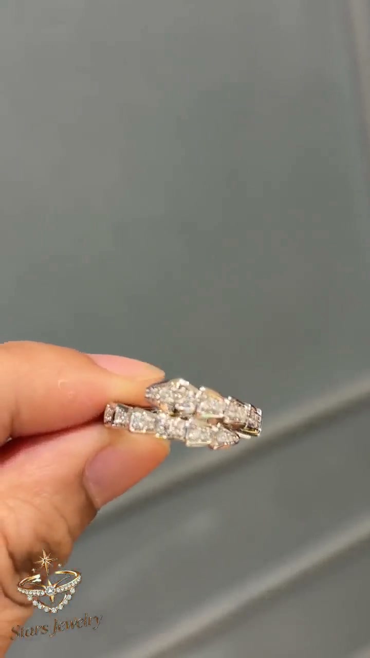 Stellar don't fade. Neither does our jewelry.
