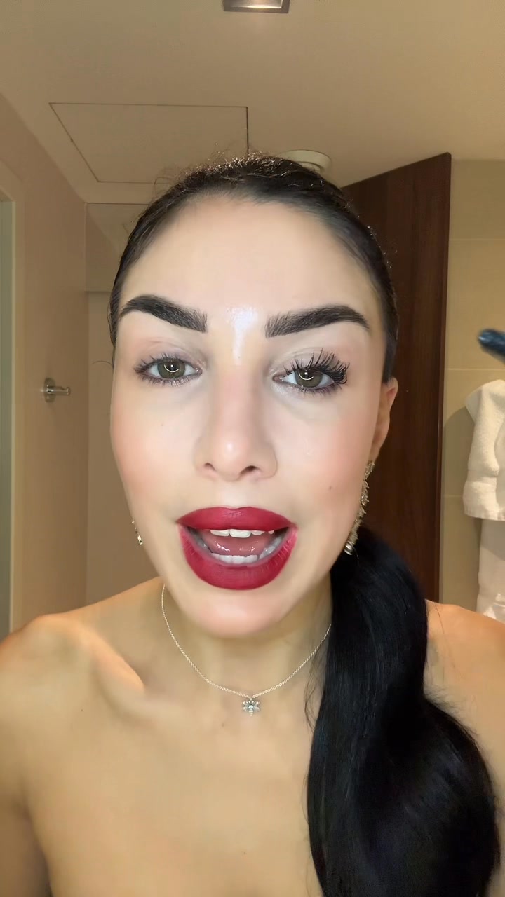 Super Glam Mascara by Emmanouela Cosmetics