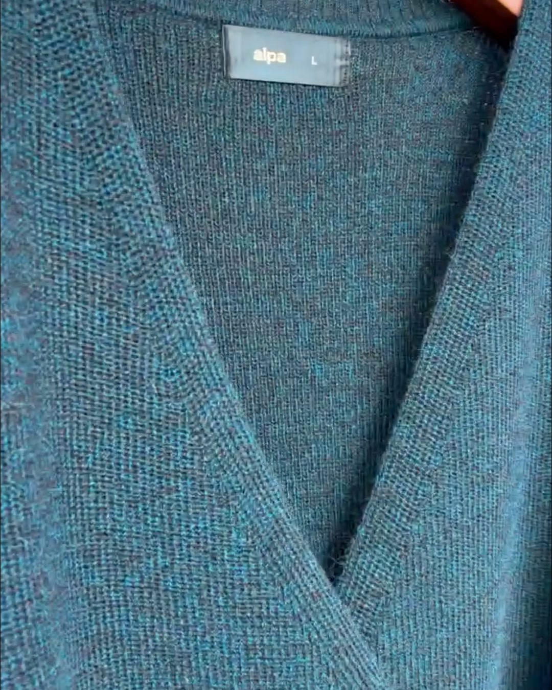 100 % Alpaca. Made in EU. Designed in Finland.