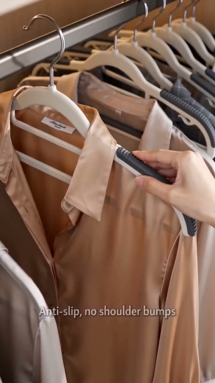 Non-Slip Hangers That Keep Clothes In Place!