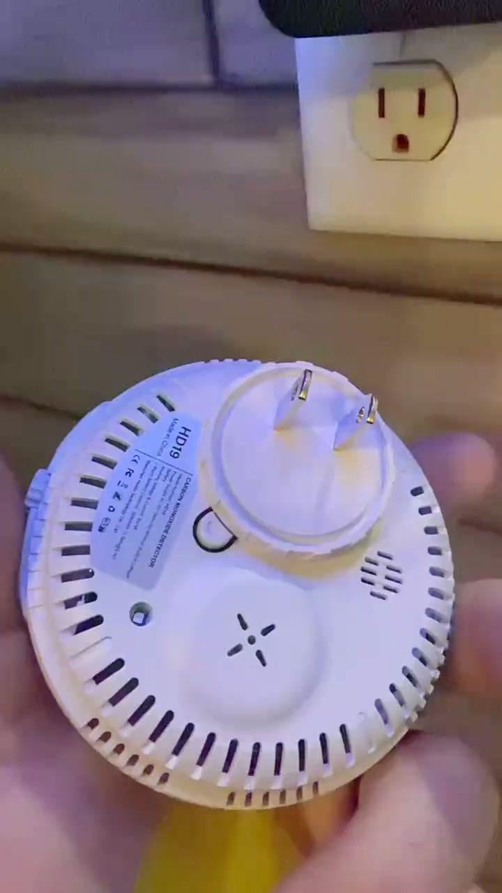 Ditch Your Old Smoke Alarms Plug In 6-in-1 Safety