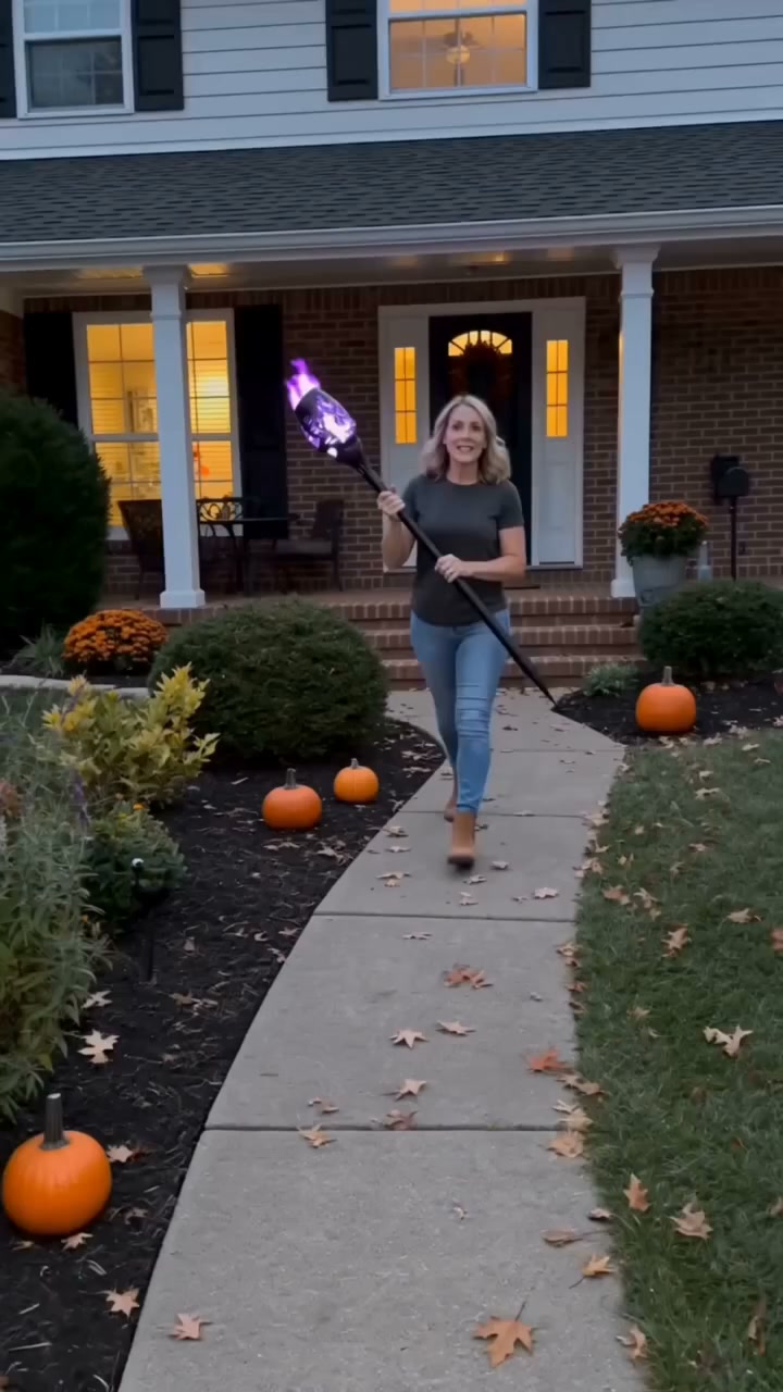 Halloween Solar Skull Flame Lights
