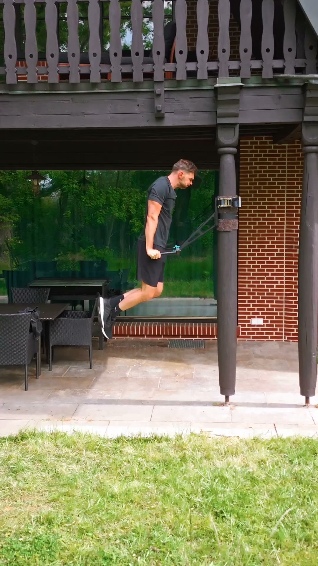 This bar revolutionizes home training