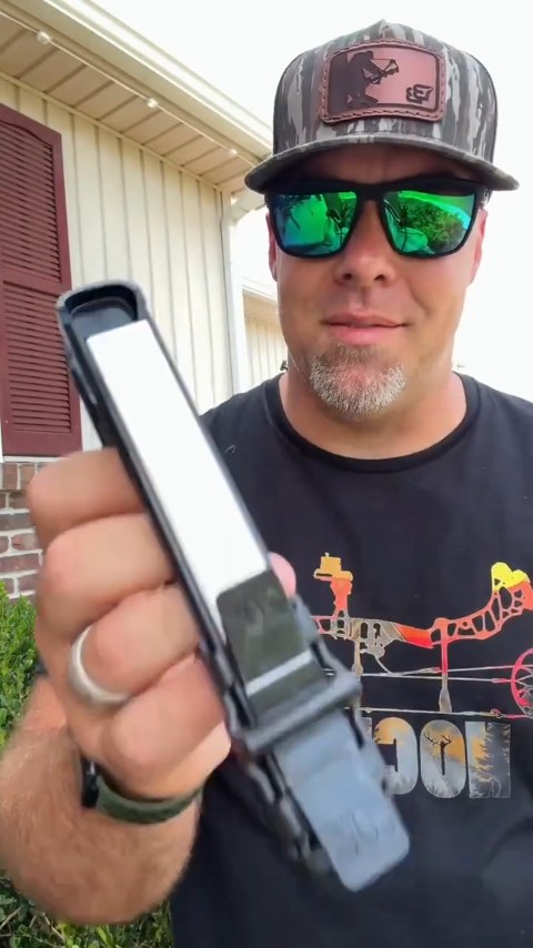 Portable Knife Sharpener - Keep Knives Razor-Sharp Anywhere