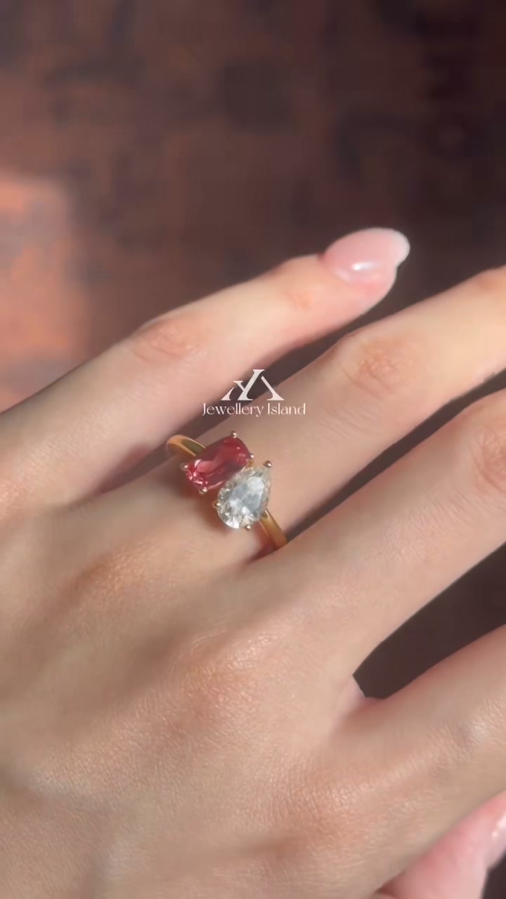 Two‑Stone Red & White Gem Ring・Romantic Healing Energy