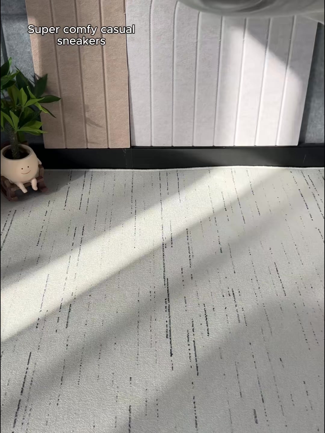WALK ALL DAY IN COMFORT
