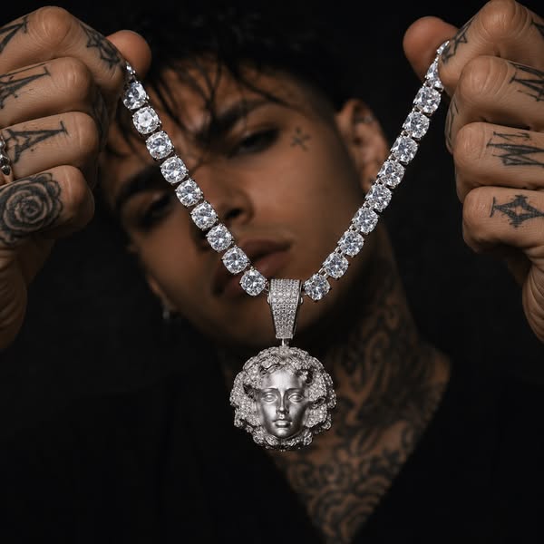 AURXYA Cuban Chain: Stack It Your Way