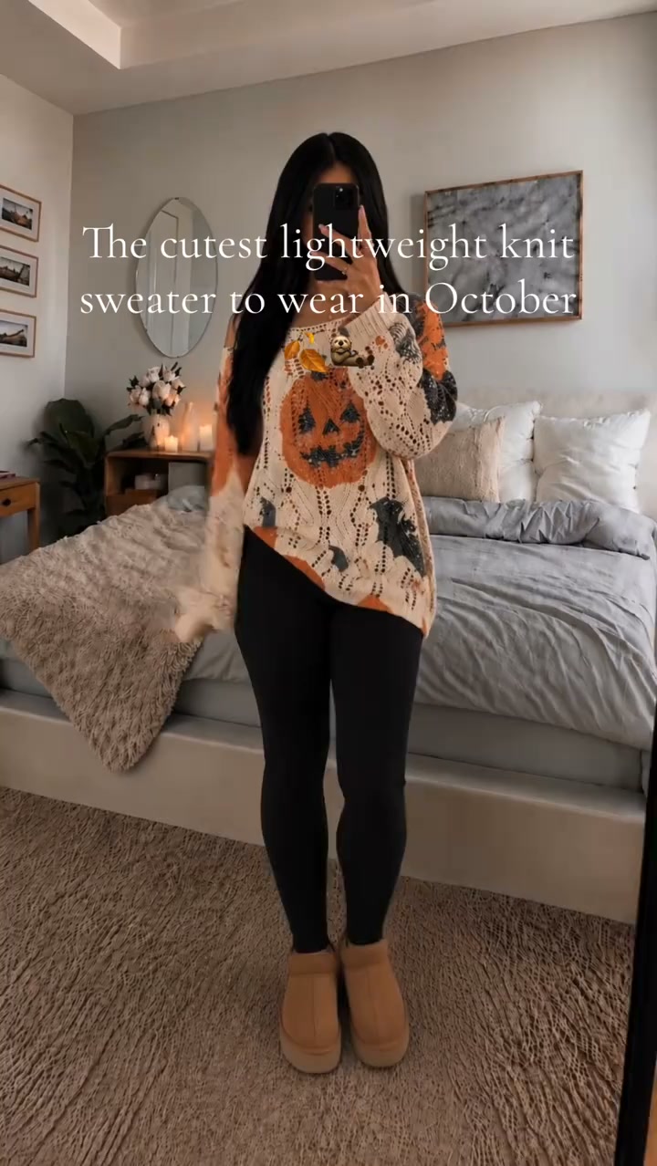 Women's Halloween Knit Sweater – Pumpkin Bat Print