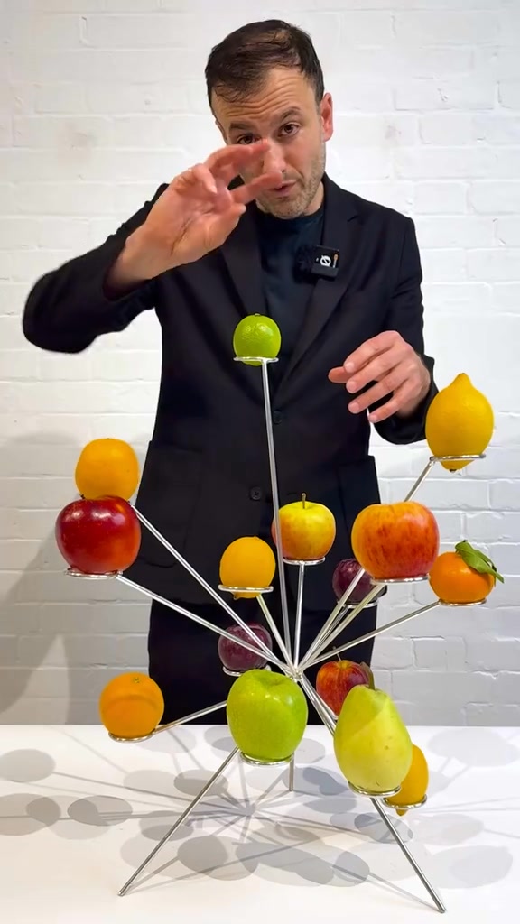 【Fireworks on the Dinner Table】Exploding Fruit Bowl