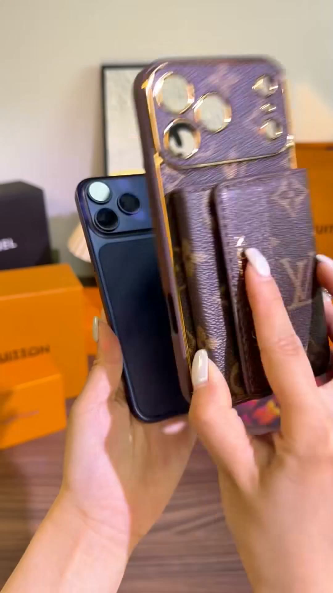 Carry your iphone and cards with ease.