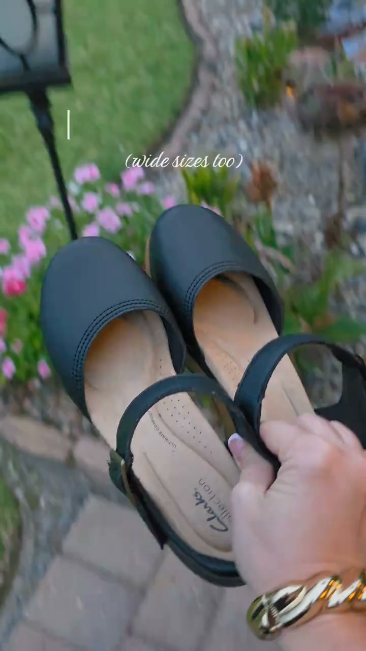 Step into Effortless Elegance: Adeline Leather Clogs