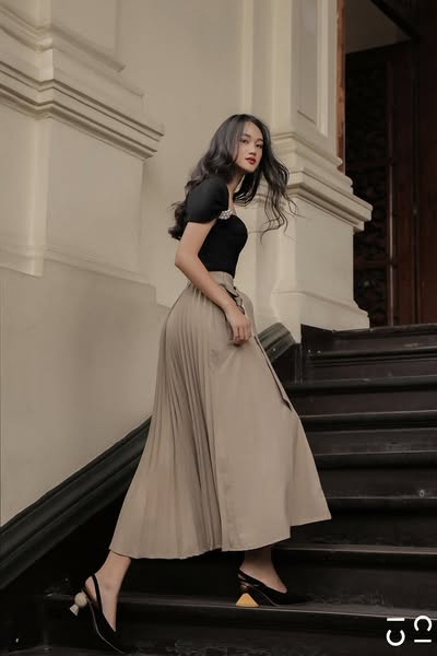 IRENE Linen Midi Skirt with Belt / L / Beige