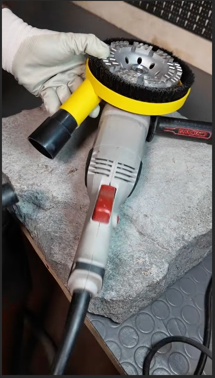 Grind Concrete & Granite with no Dust