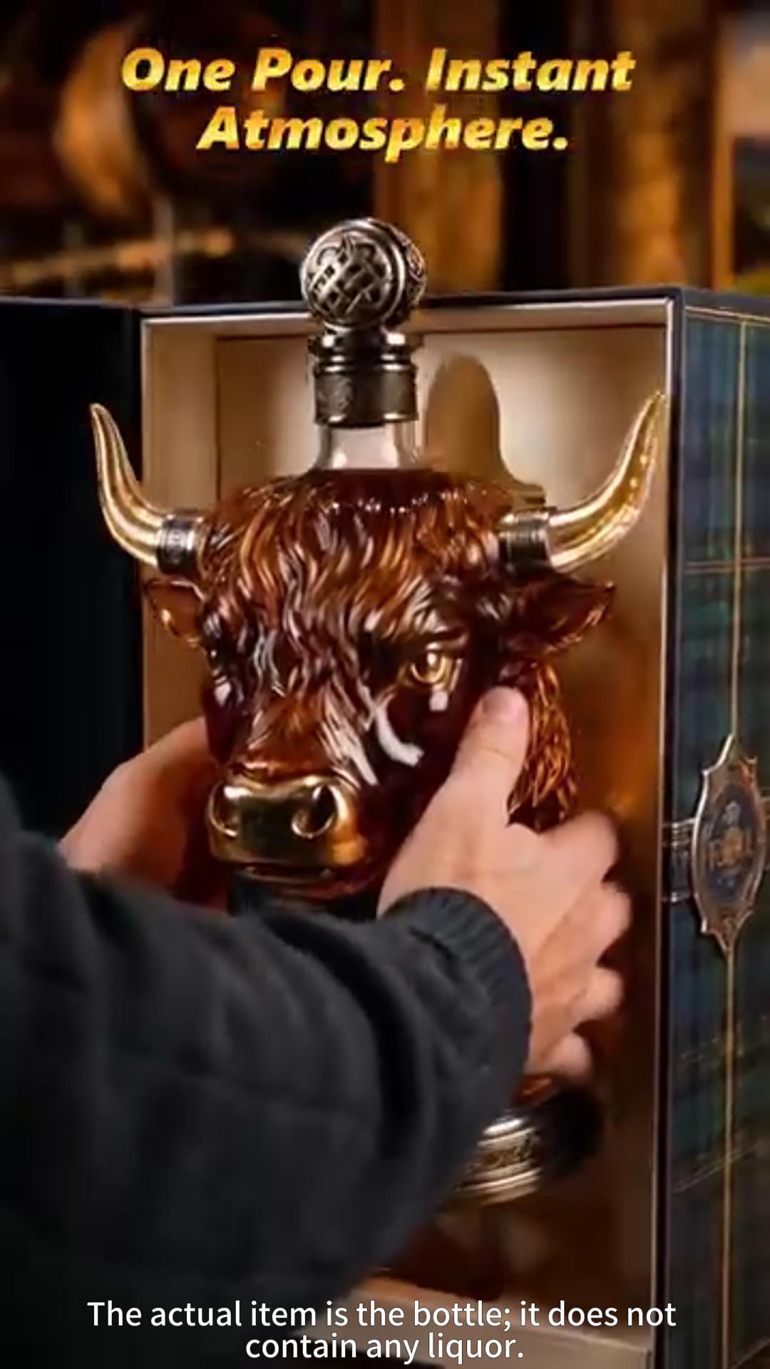 Highland Cow Private – Flasche in Kuhkopf-Form
