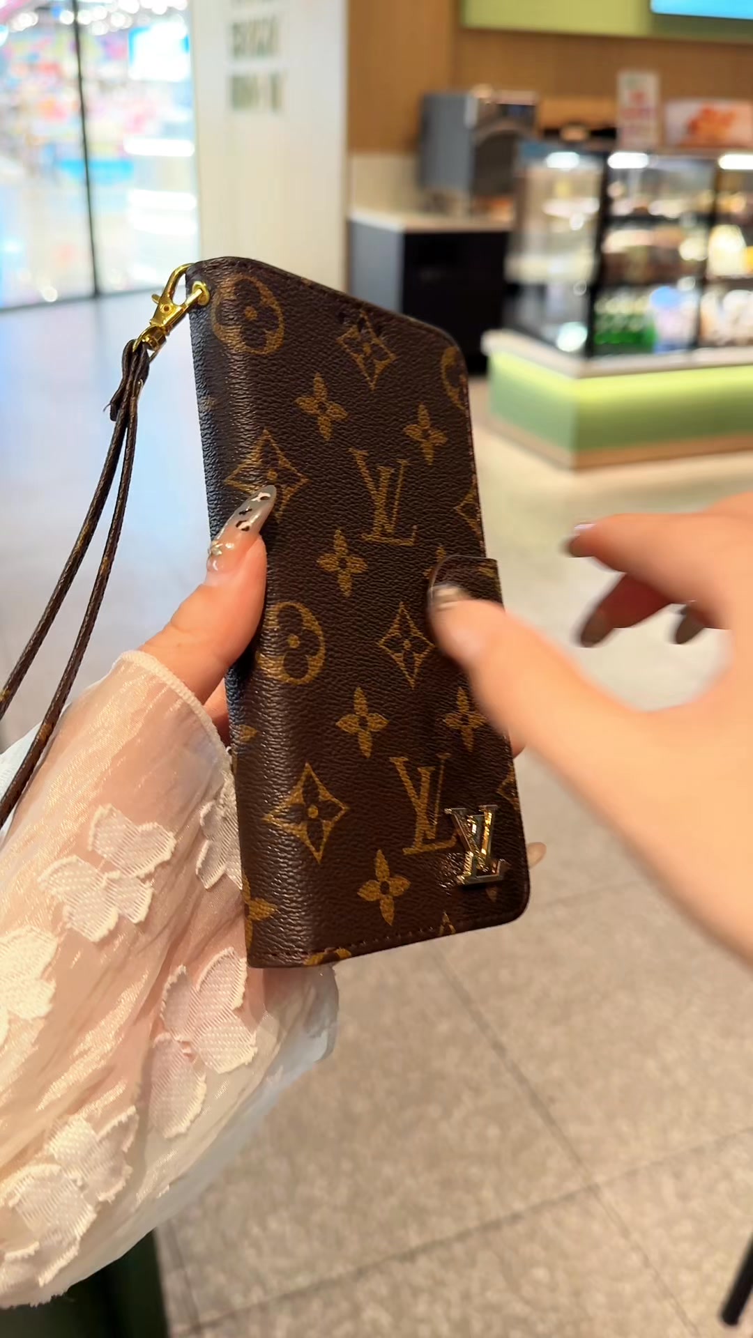 Your Phone Case Says a Lot About You. Make It Say This.