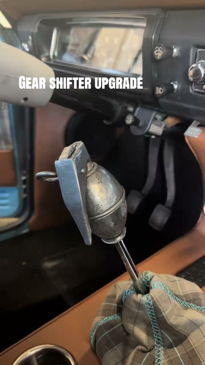 Grenade-shaped car gear shift knob