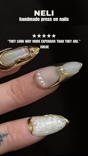 Discover GOLDEN REVERIE