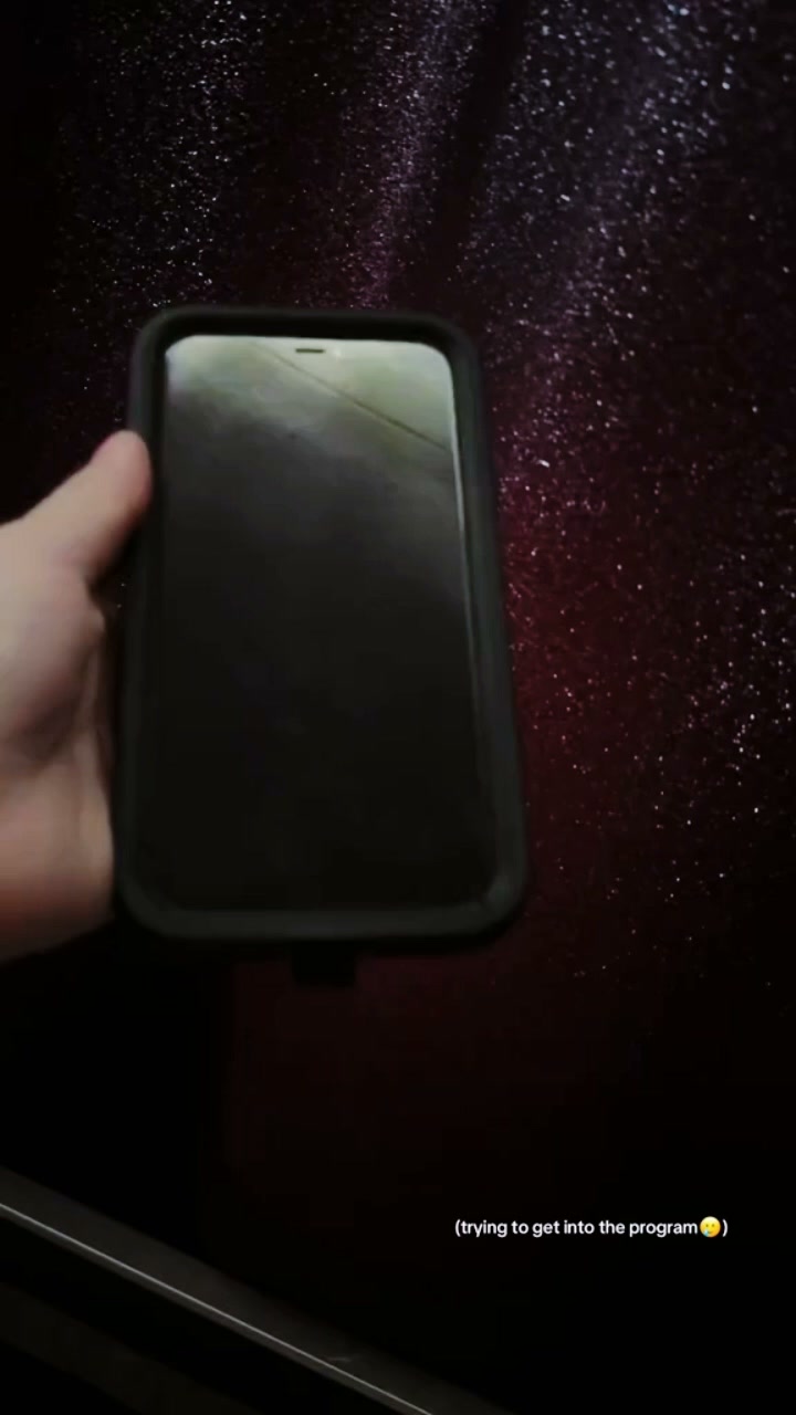 Heavy-duty protective shockproof and sturdy phone case