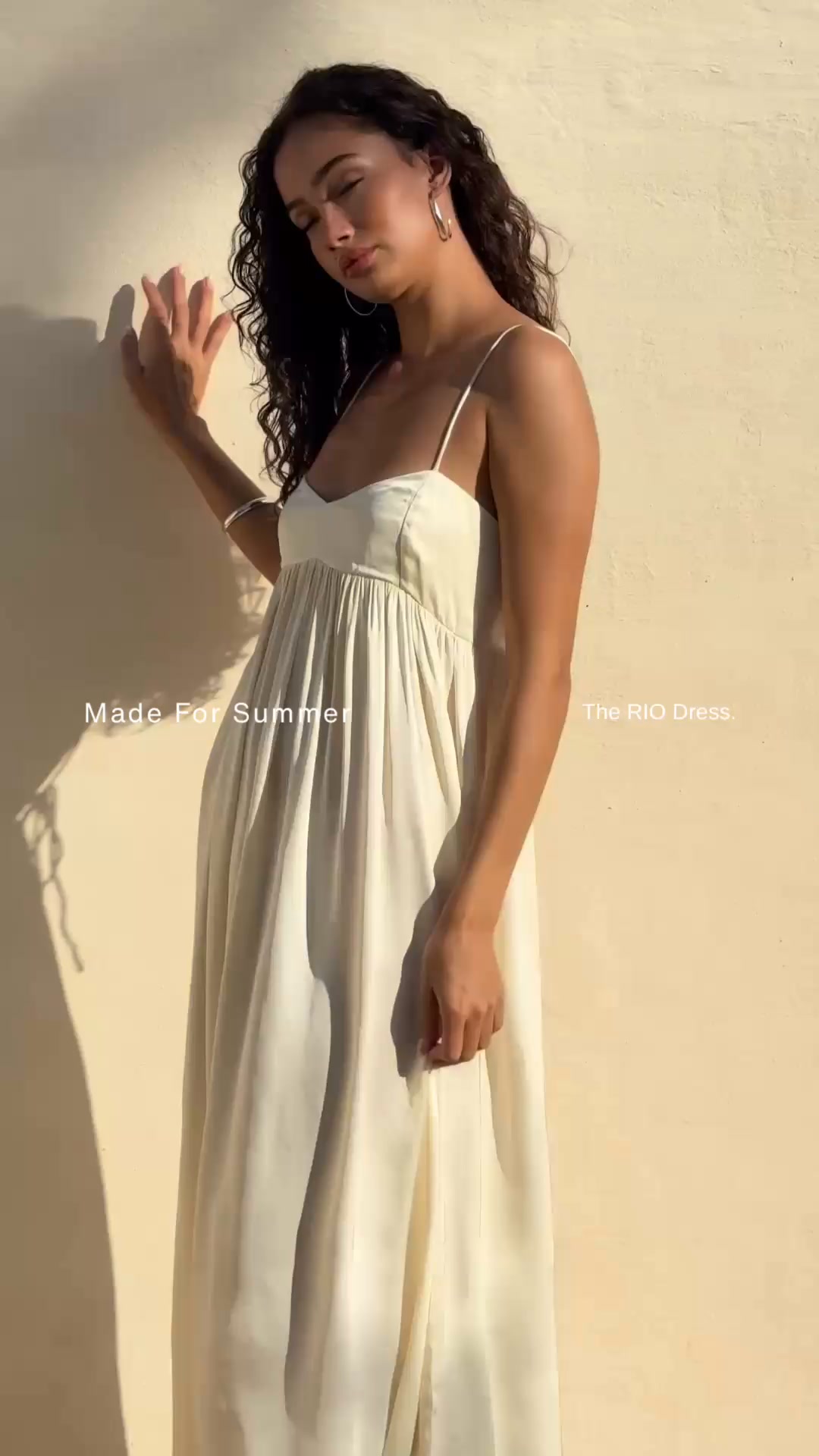 RIO Dress Creme