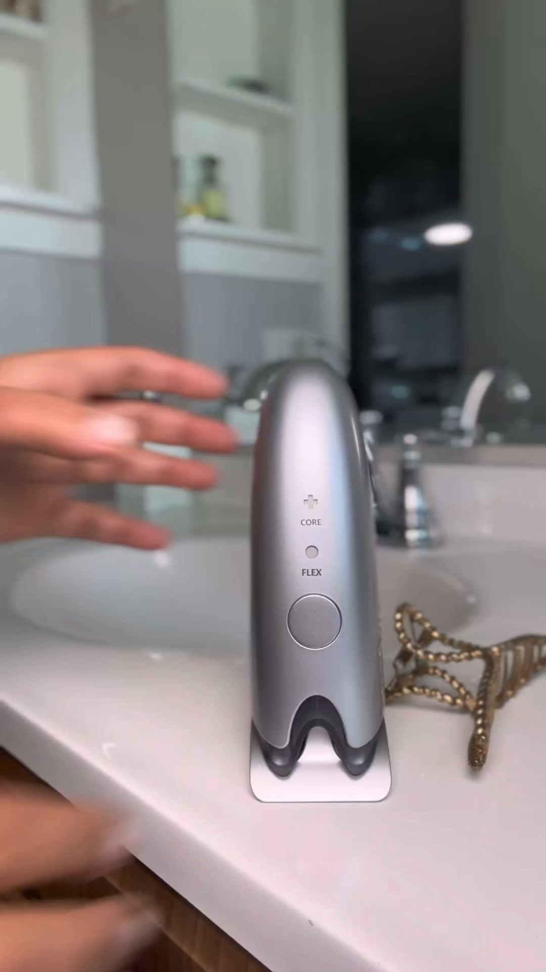 Apply Your Hair Growth Serum the Smarter Way