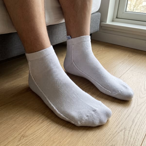 This is why your nerve pain is worse at night