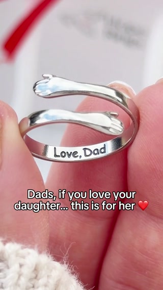 Dad & Daughter Hug Ring