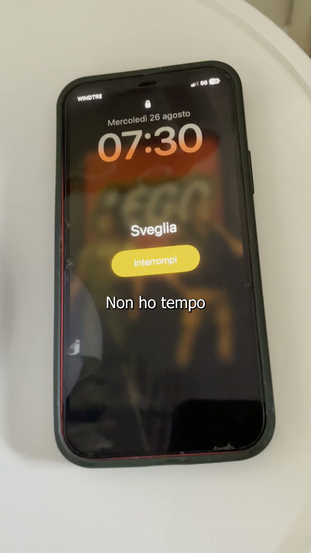 Una crema sola. Faccia a posto.