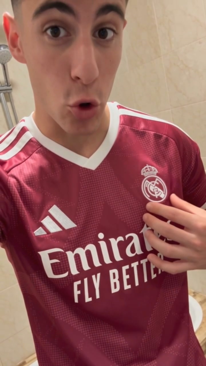 4,8