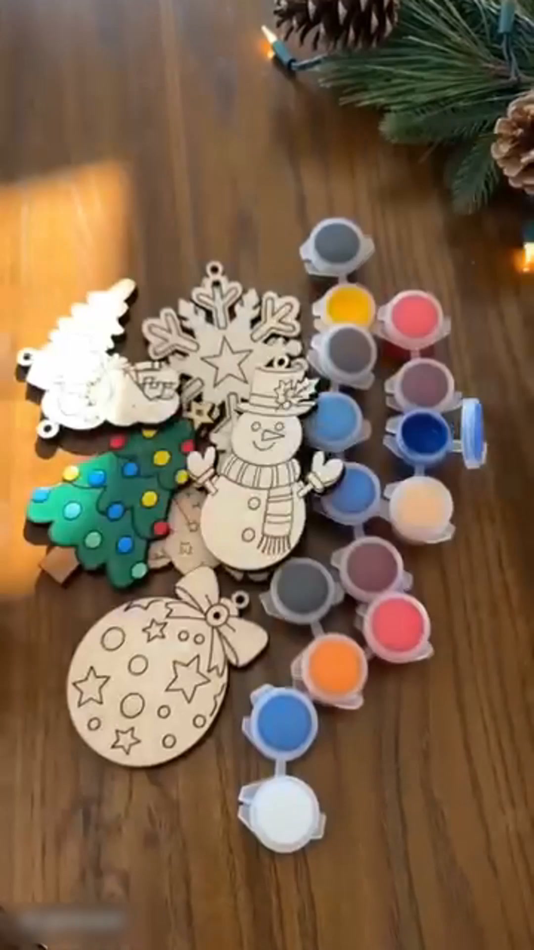 LIMITED-TIME 50% OFFDIY Christmas Wooden Ornaments Kit with Pens and Bells - Set 1 (10 Wooden Slices+10 Ropes+12 Color Pens+ 10 Bel