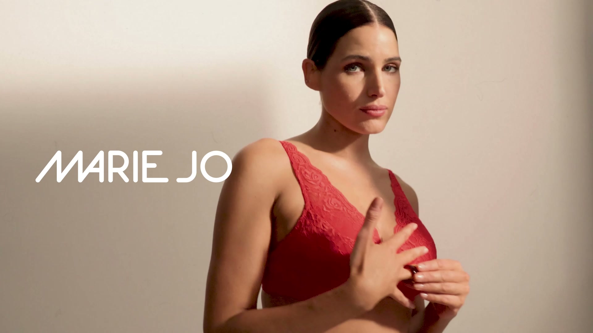 (Pre-)order de nieuwe Marie Jo collectie!