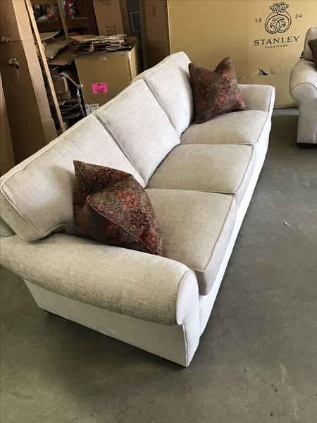Second Hand Sofas: Learn More